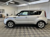 Used 2016 Kia Soul + image 4
