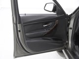 Used 2018 BMW 320i xDrive Sedan image 4
