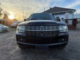 Used 2014 Lincoln Navigator 4WD w/ Equipment Group 101A image 2