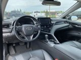 Used 2022 Toyota Camry SE image 4