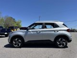 Used 2022 Hyundai Venue SEL w/ Cargo Package image 4