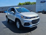 Used 2022 Chevrolet Trax LT w/ Driver Confidence Package image 5