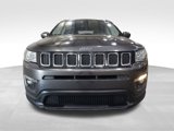 Used 2018 Jeep Compass Latitude image 2