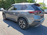 Used 2022 Nissan Rogue SV image 4