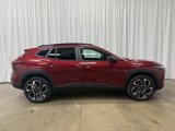 Used 2024 Chevrolet Trax RS w/ Sunroof Package image 2