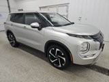 Used 2023 Mitsubishi Outlander SE image 5