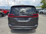 Used 2023 Chrysler Pacifica Touring-L image 5
