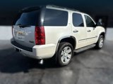 Used 2009 GMC Yukon SLT w/ SLT Chrome Edition image 5