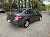 Used 2010 Ford Focus SE image 5