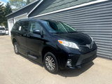 Used 2019 Toyota Sienna XLE image 6