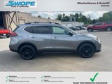 Used 2018 Nissan Rogue SV image 2