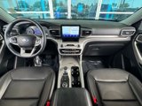 Used 2022 Ford Explorer XLT w/ Equipment Group 202A image 4