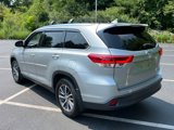 Used 2019 Toyota Highlander XLE image 3