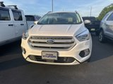Used 2019 Ford Escape Titanium image 3