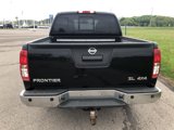 Used 2015 Nissan Frontier SL w/ Moonroof Package image 4