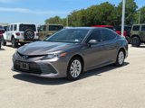 Used 2023 Toyota Camry LE image 3