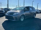 Used 2020 Toyota Sienna LE image 3