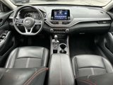 Used 2023 Nissan Altima 2.5 SR image 2