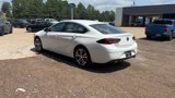 Used 2018 Buick Regal Essence w/ Driver Confidence Package #1 image 4