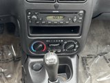 Used 2002 Saturn S-Series SL image 4