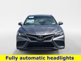 Used 2022 Toyota Camry SE image 4
