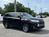 Used 2018 Toyota Highlander XLE image 4