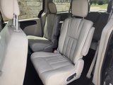 Used 2015 Chrysler Town & Country Touring image 5