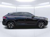 Used 2022 Volkswagen Atlas Cross Sport SE image 2