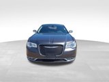 Used 2016 Chrysler 300 C image 4