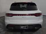 Certified 2022 Porsche Macan image 6