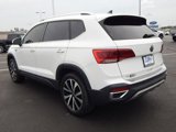 Used 2022 Volkswagen Taos SE image 4