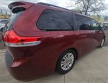 Used 2011 Toyota Sienna XLE image 4
