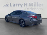 Used 2018 Toyota Camry SE image 3