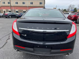 Used 2016 Lincoln MKS image 5