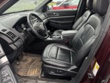 Used 2018 Ford Explorer XLT w/ Equipment Group 202A image 4