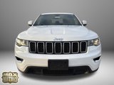 Used 2021 Jeep Grand Cherokee Laredo image 2