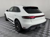 Certified 2024 Porsche Macan image 3
