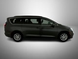 Used 2022 Chrysler Pacifica Touring-L image 4