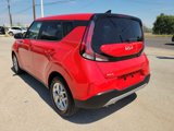 Used 2023 Kia Soul LX w/ LX Technology Package image 4