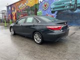 Used 2017 Toyota Camry SE image 3