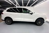 Used 2018 Porsche Cayenne Platinum Edition w/ Premium Package image 6