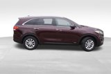 Used 2018 Kia Sorento LX image 4