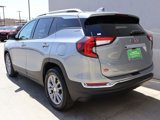 Used 2024 GMC Terrain SLT image 3