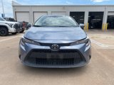 Used 2022 Toyota Corolla LE image 2