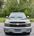 Used 2002 Chevrolet Avalanche 4x4 w/ North Face Edition image 2
