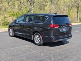 Used 2020 Chrysler Pacifica Touring image 6