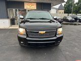 Used 2013 Chevrolet Avalanche LTZ image 2
