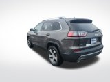 Used 2019 Jeep Cherokee Limited image 3