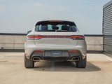 Certified 2022 Porsche Macan image 6