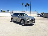 Used 2023 Audi Q3 2.0T Premium Plus w/ Premium Plus Package image 2